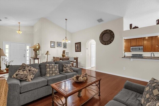 Foto del edificio - 14617 Keelford Way