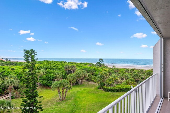 Foto del edificio - 8700 Ridgewood Ave