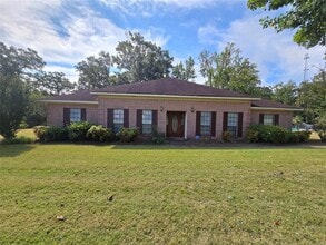 Building Photo - 2010 Edgewood Rd