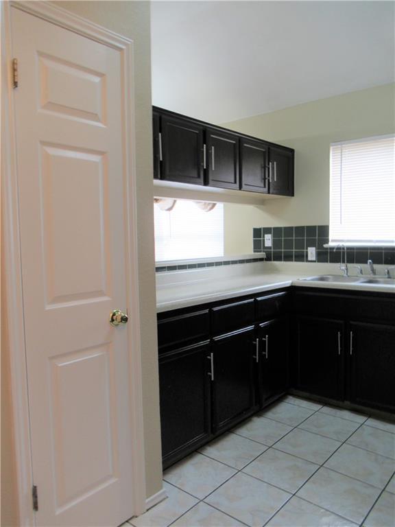 Building Photo - 4723 Castleman Dr