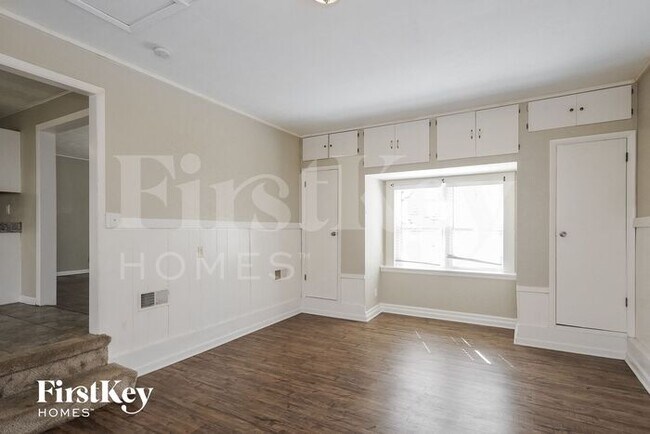 Foto del edificio - 9500 E 69th St
