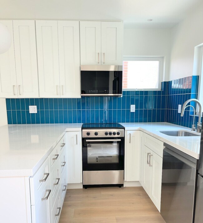Cocina - 4210 La Salle Ave