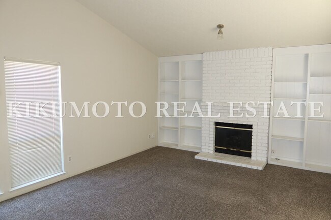 Foto del edificio - Pocket 3 Bedroom, 2 Bath Half-plex