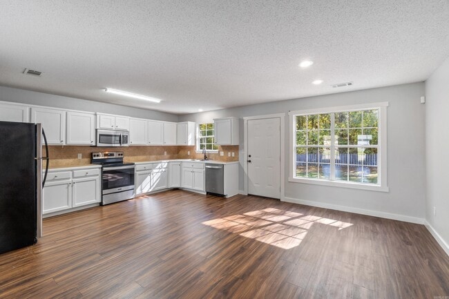 Foto del edificio - 337 Lamplighter Dr