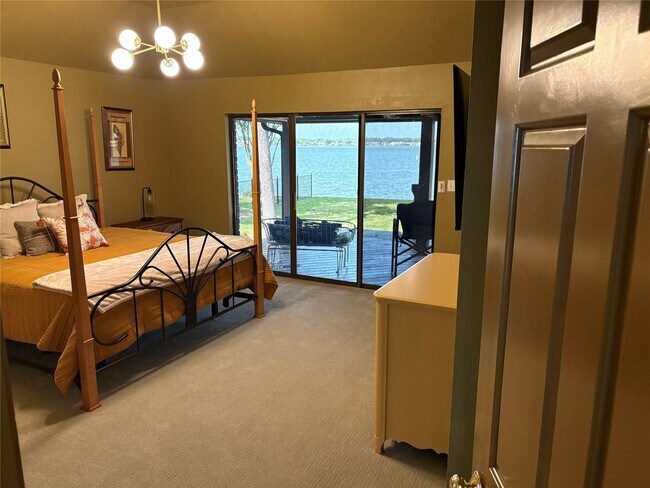 Foto del edificio - 13014 Wood Harbour Dr