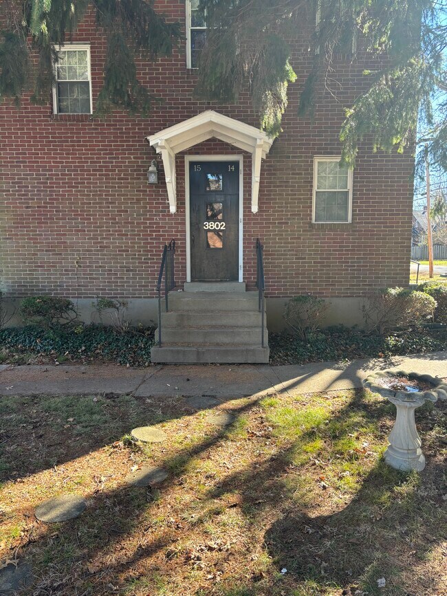 Foto del edificio - 3802 Nanz Ave
