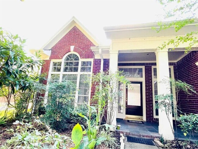 Foto del edificio - 4310 Ringrose Dr