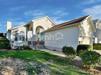 Building Photo - 3595 S Feulner Dr