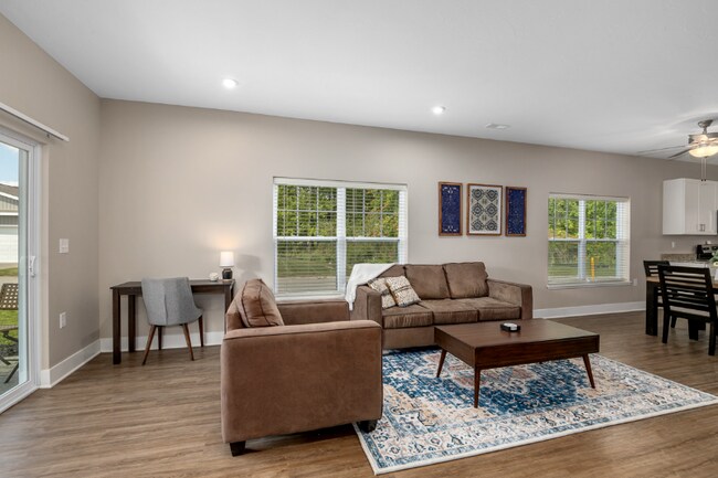 Building Photo - 3854 Muscat Dr