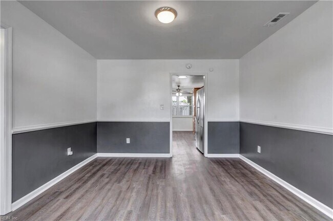 Building Photo - 1089 Valencia Ct