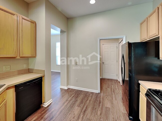 Foto del edificio - 1052 Deer Chase Drive