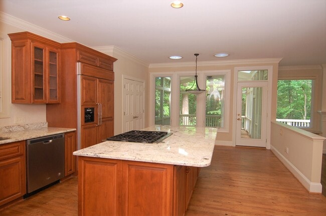 Kitchen Breakfast - 103 Withwyndle Ct