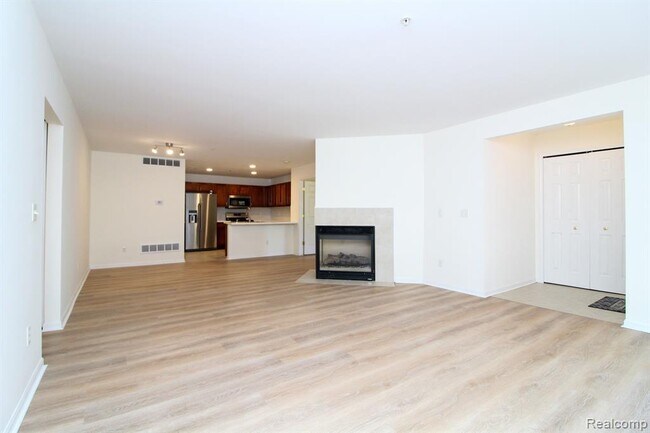 Foto del edificio - 352 Brookfield Dr