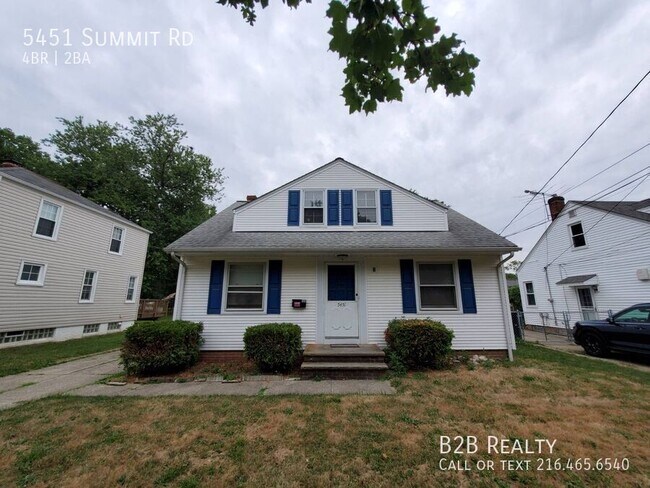 Foto del edificio - 5451 Summit Rd