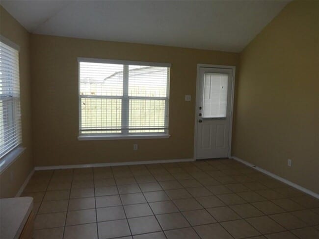 Building Photo - 7406 Clear Sea Cir