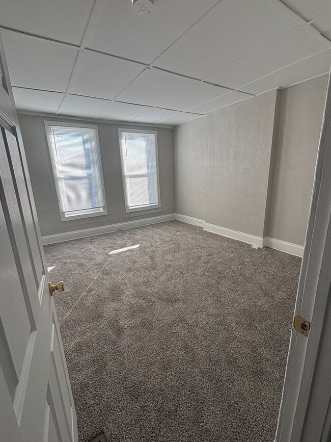 Building Photo - NCH - 850-852 E Livingston Ave.