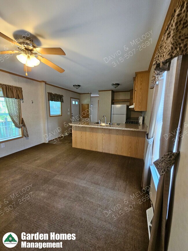 Building Photo - 3843 Oneida St