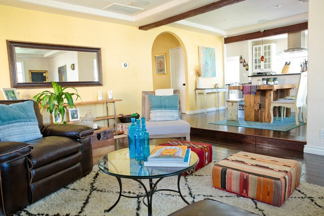 Building Photo - 141 S Brighton St