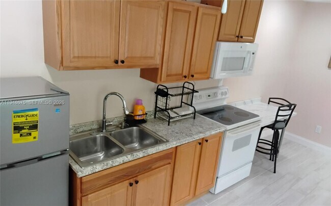 Foto del edificio - 4199 NW 52nd Ave