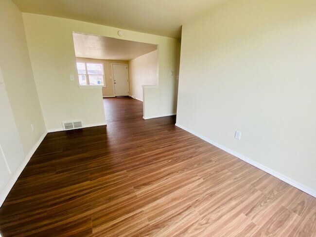 Foto del edificio - 917 Abrams St