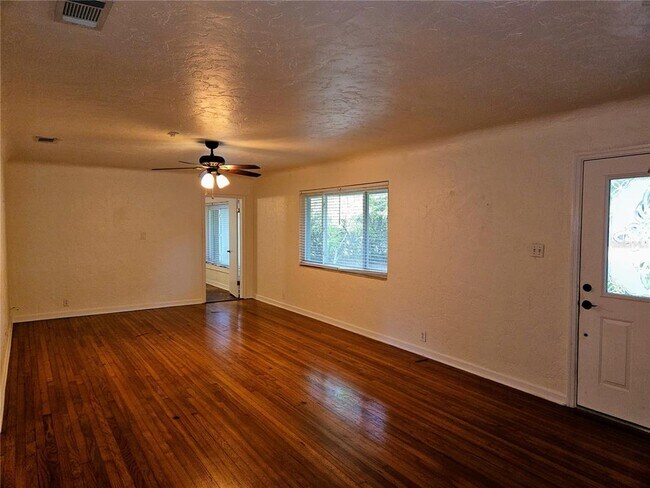 Foto del edificio - 1746 23rd Ave N