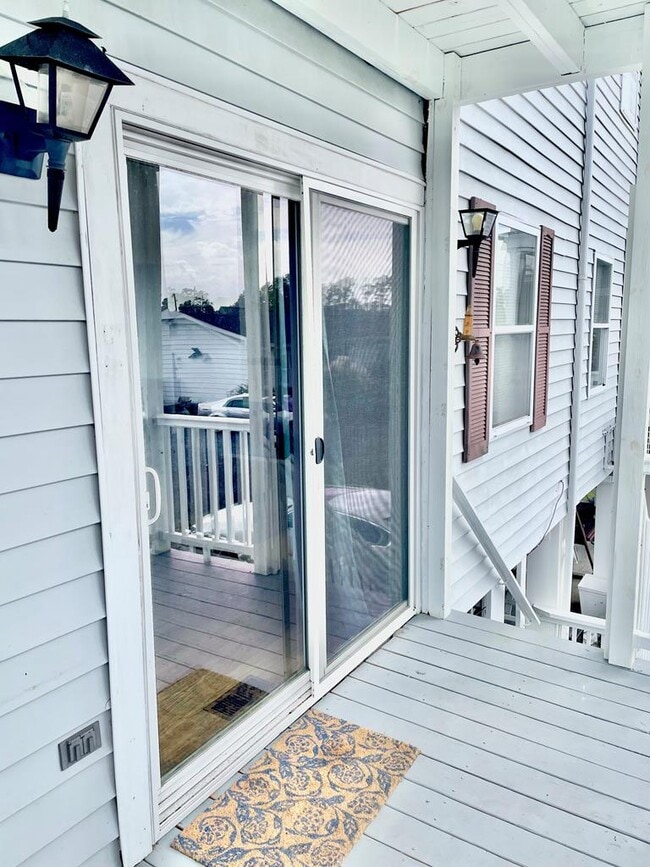 Foto del edificio - 7141 Margarets Ln