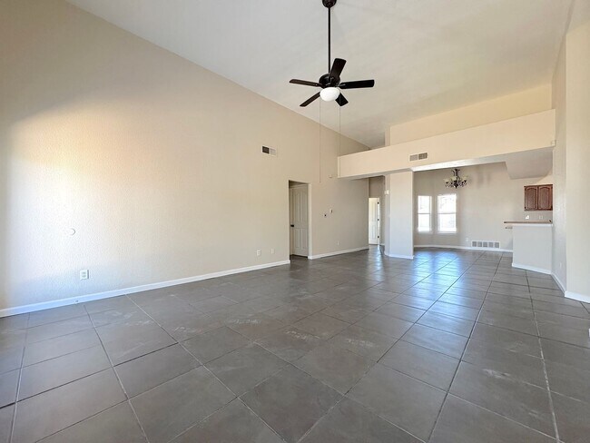 Foto del edificio - East El Paso 4bed/2bath
