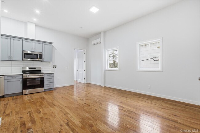 Foto del edificio - 99 Main St