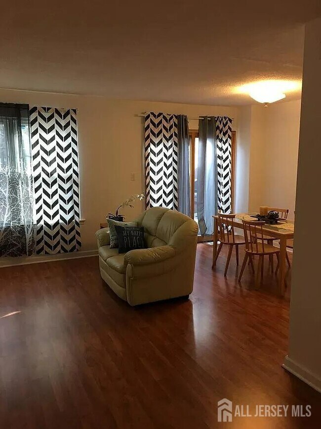 Foto del edificio - 5 Pheasant Run