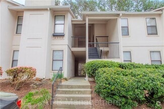 Building Photo - 2504 Huntingdon Chase