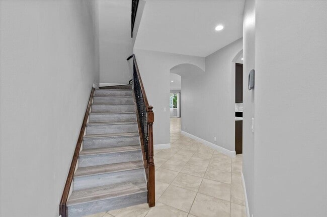 Building Photo - 2061 Foxtail View Ct
