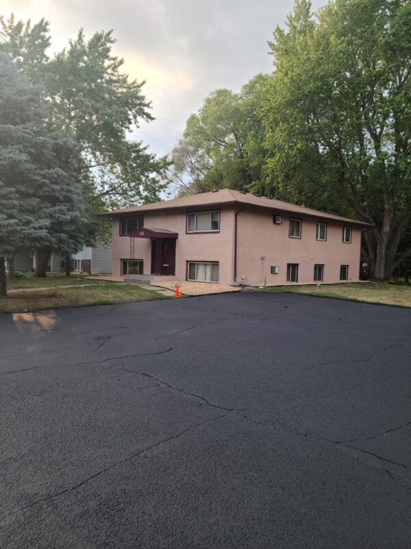 Foto del edificio - 345 89th Ln NE