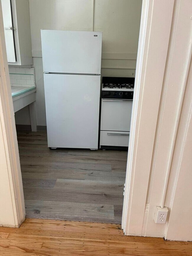 2525 Durant Ave Unit 37, Berkeley, CA 94704 Room for Rent in