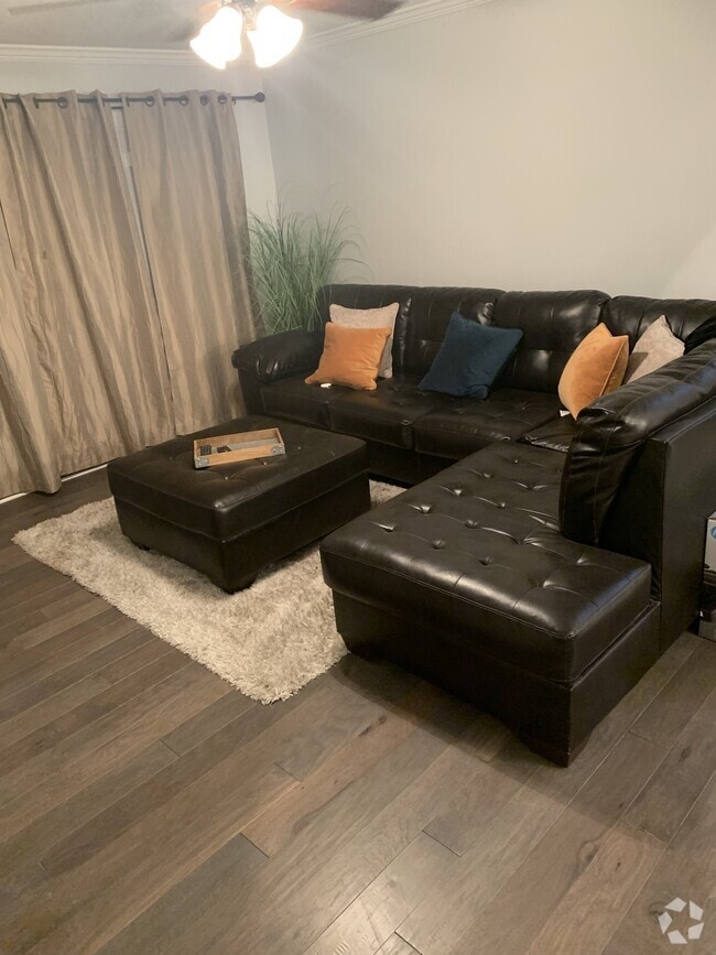 Apartments near Across Lenox Shopping Center in Atlanta, GA Page 10