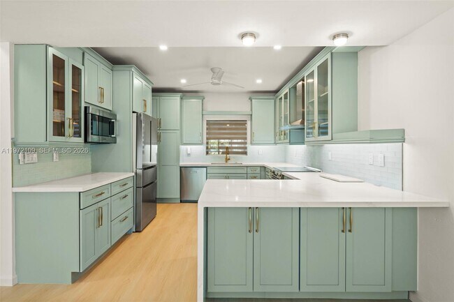 Foto del edificio - 9002 SW 62nd Terrace