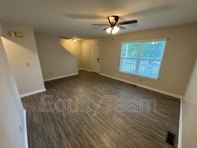 Foto del edificio - 706 Glenwood Ave