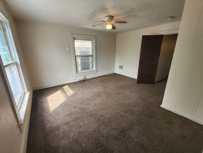 Foto del edificio - E Fairview, 205-207