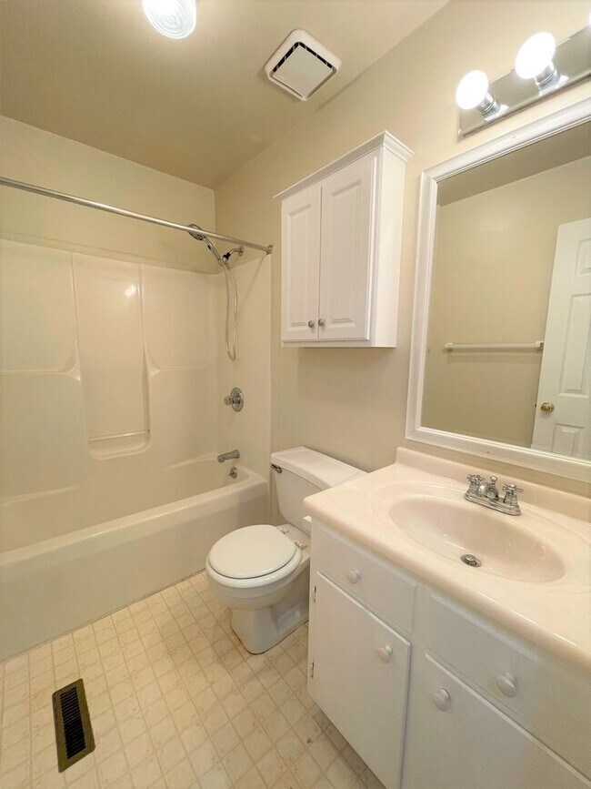 Building Photo - Location, Community, & Quality Living. It Starts Here in this 2 Bedroom Duplex!