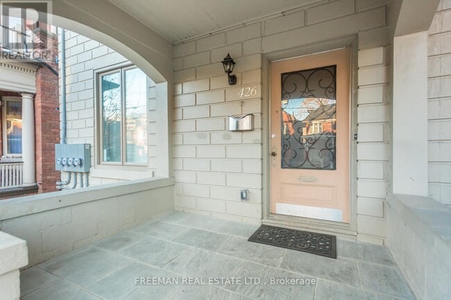 Building Photo - 426 Brunswick Ave