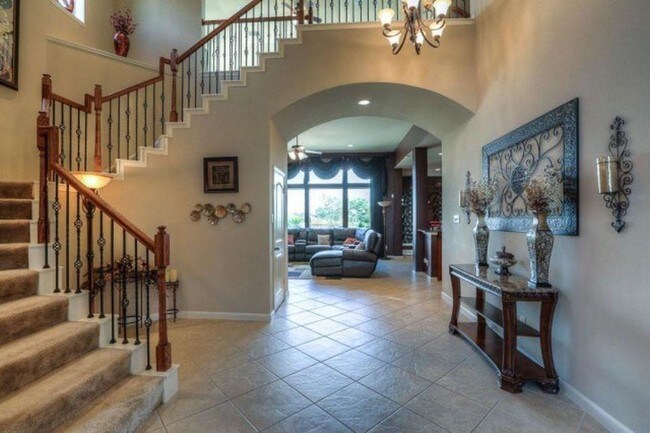 Building Photo - 2803 Raven Ridge Dr