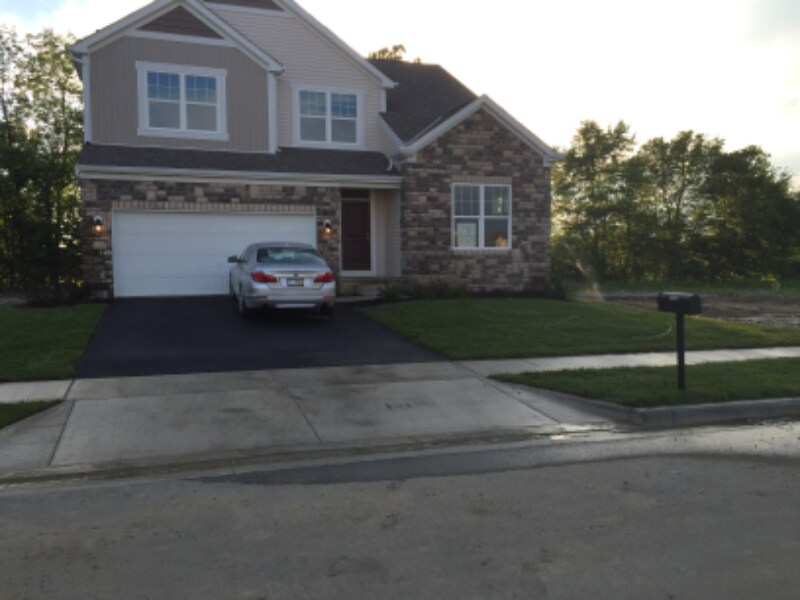 Building Photo - 303 Cloverhill Dr