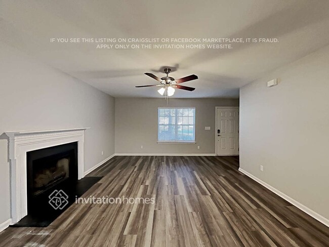 Foto del edificio - 904 Grass Hollow Ct