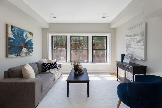 Building Photo - 2457 W Logan Blvd