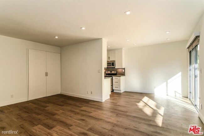 Foto del edificio - 610 N Orlando Ave