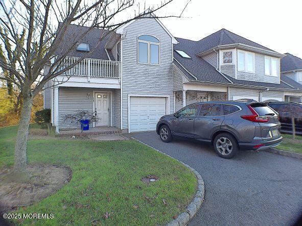 Primary Photo - 28 Bayview Ct
