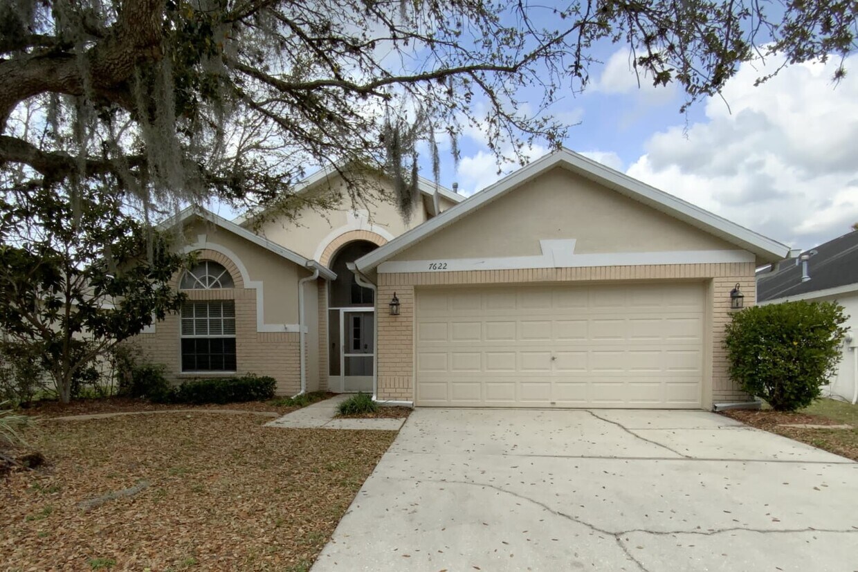 Foto principal - 7622 Bristol Park Dr