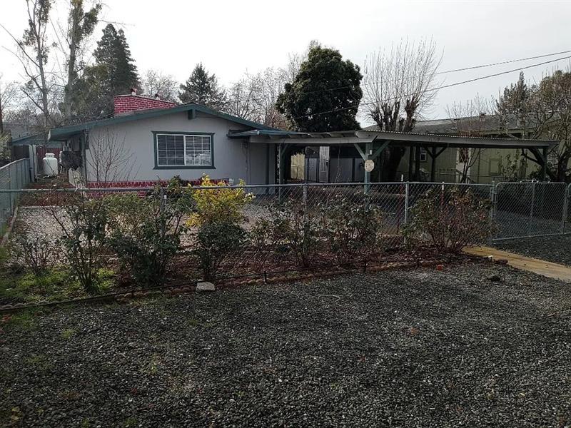 This beautiful home House for Rent in Lucerne, CA