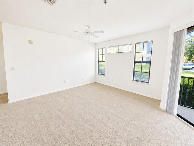 Foto del edificio - 8341 38th St Cir E