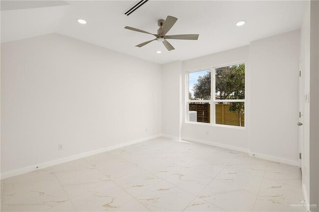 Foto del edificio - 17 Bicentennial Blvd