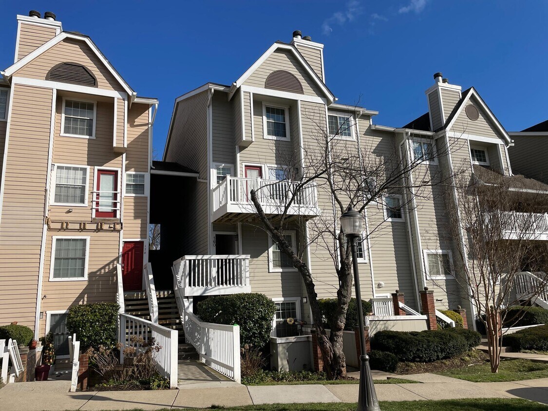 5804 Inman Park Cir, North Bethesda, MD 20852 House Rental in North